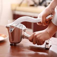 Handy Juice Squeezer 🤩 PRICE DROPPED @799 🤩 HURRY!
